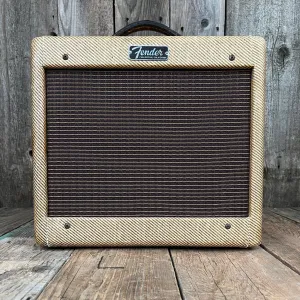 SOLD - Fender Champ 5F1 Tweed 1961