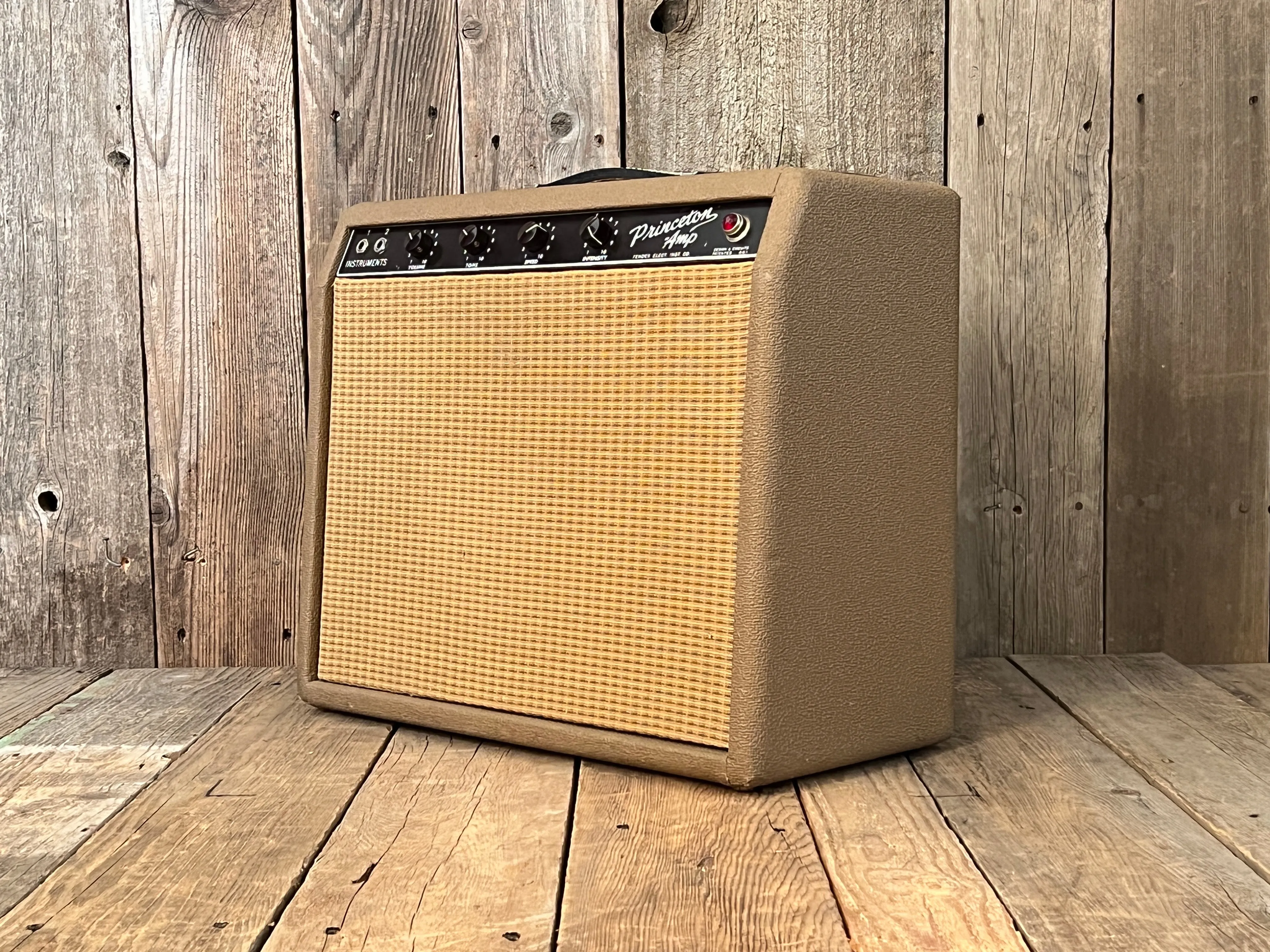 SOLD - Fender Princeton 6G2 1962 Brown Tolex