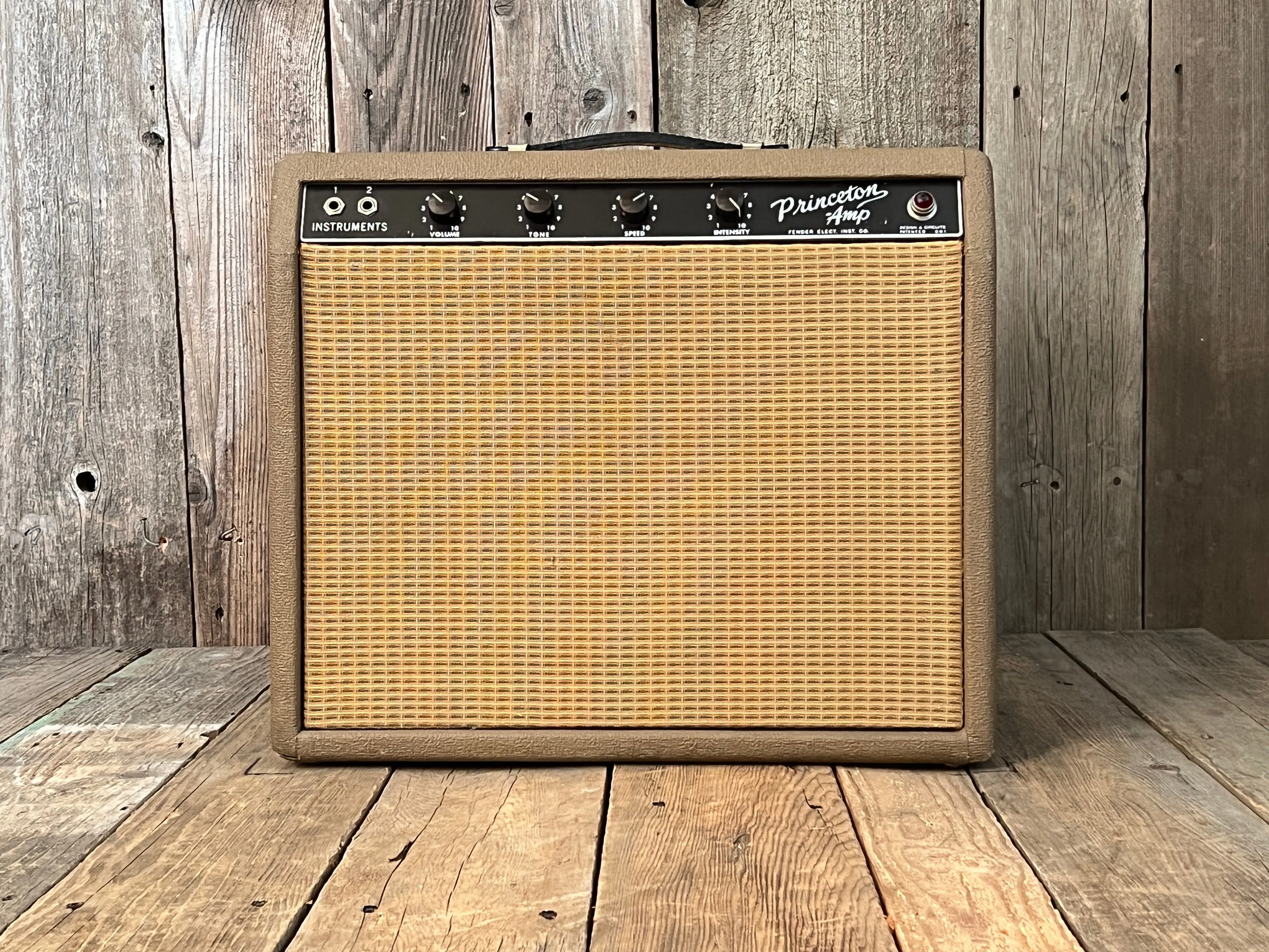 SOLD - Fender Princeton 6G2 1962 Brown Tolex