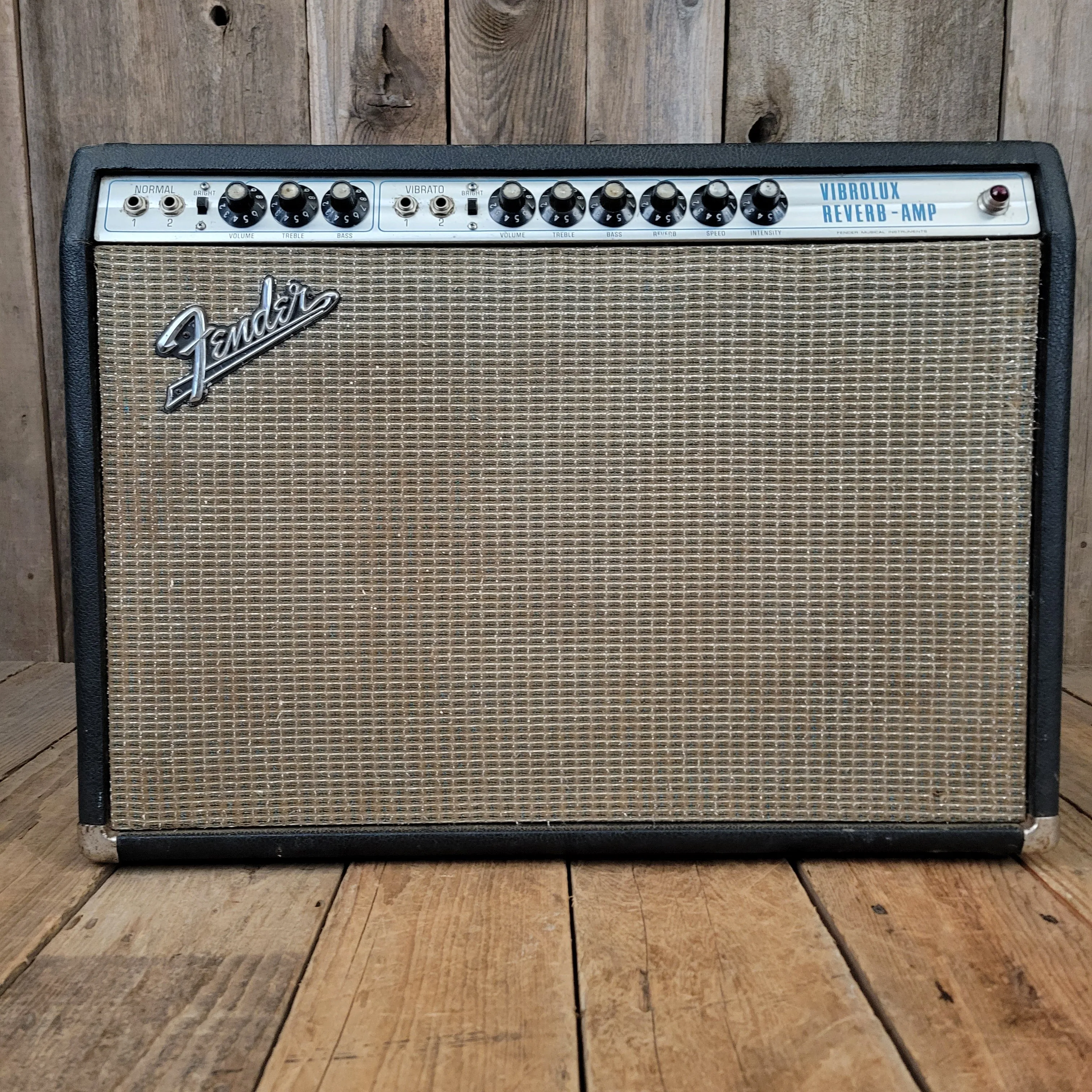 SOLD - Fender Vibrolux Reverb Vintage Guitar Amplifier 1970