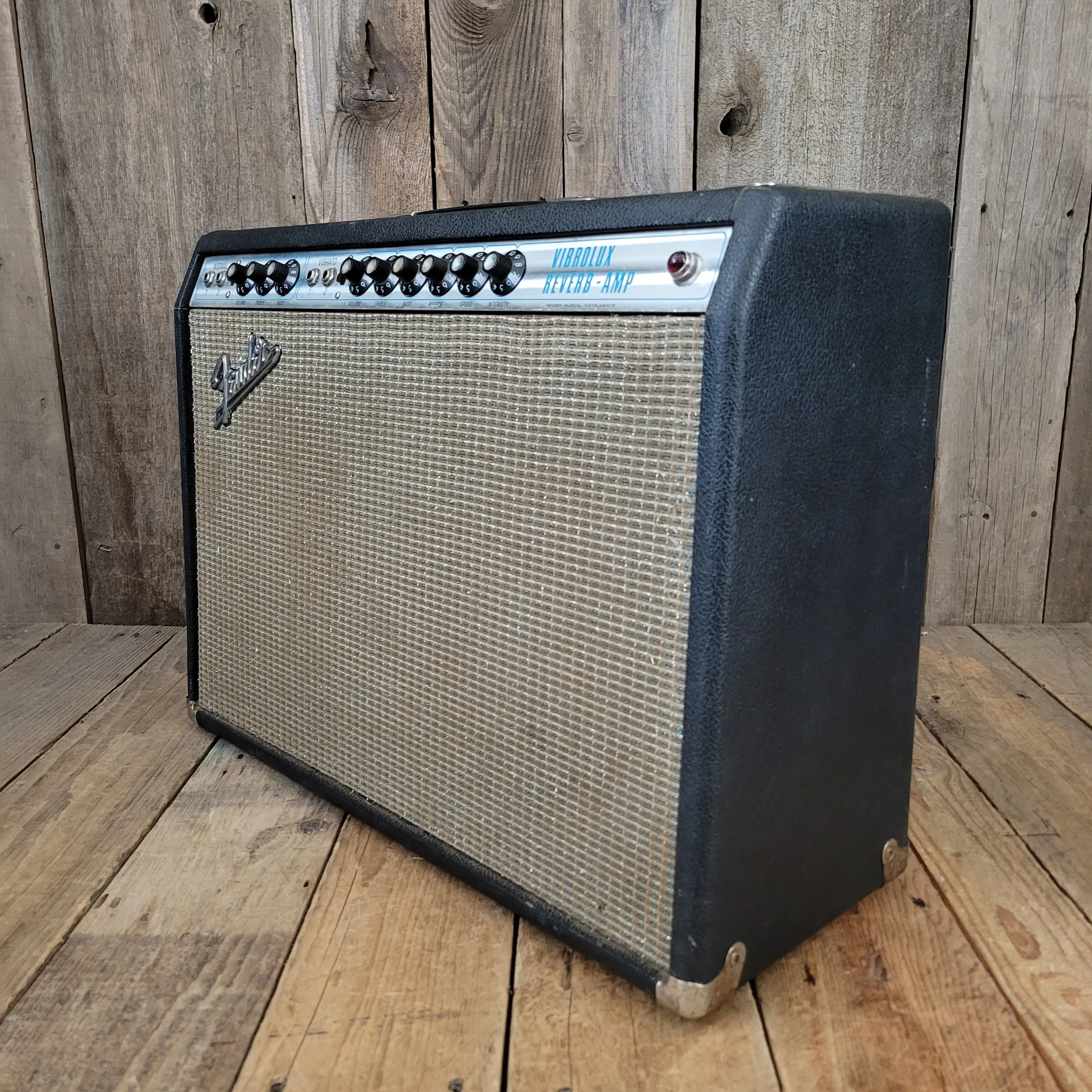 SOLD - Fender Vibrolux Reverb Vintage Guitar Amplifier 1970