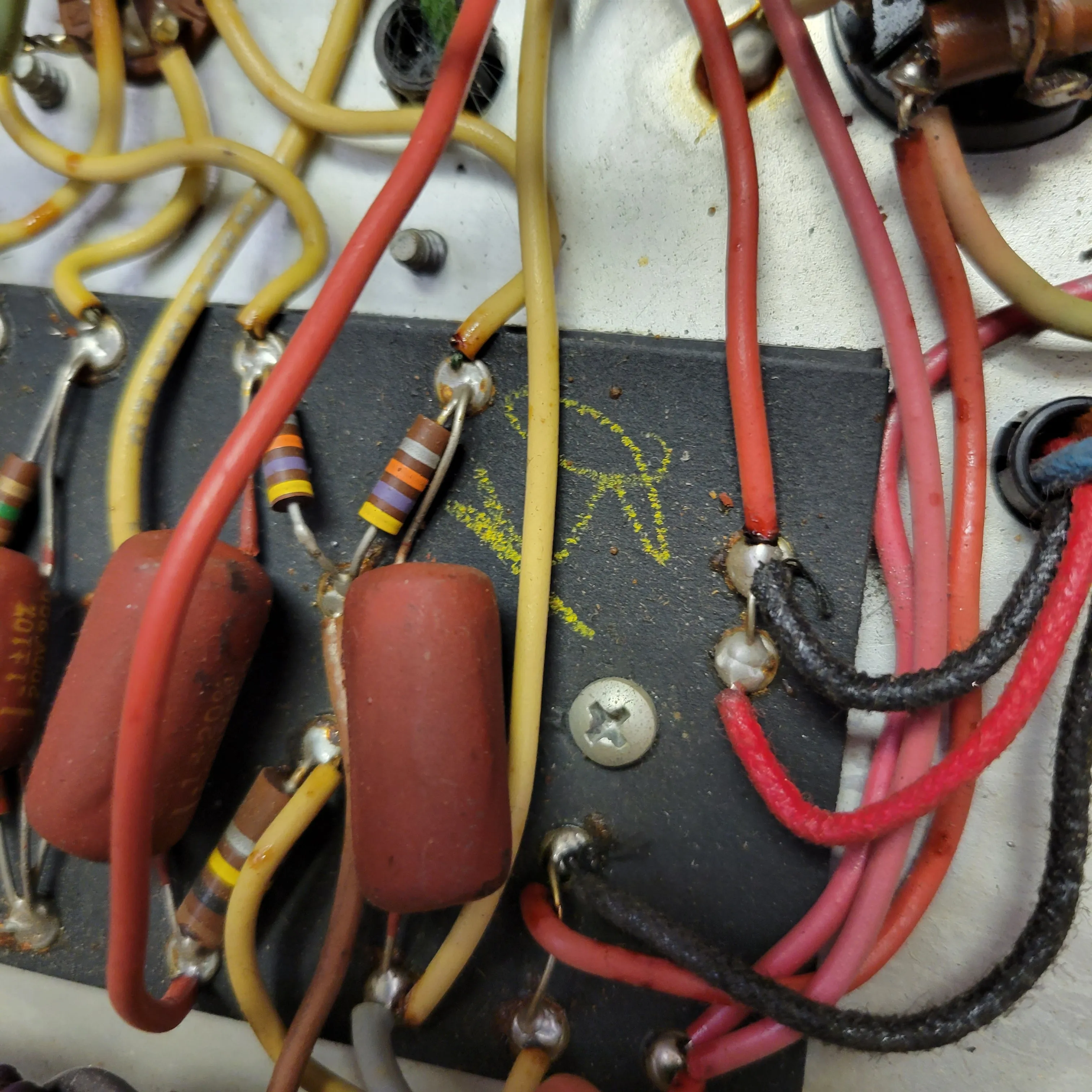 SOLD - Fender Vibrolux Reverb Vintage Guitar Amplifier 1970