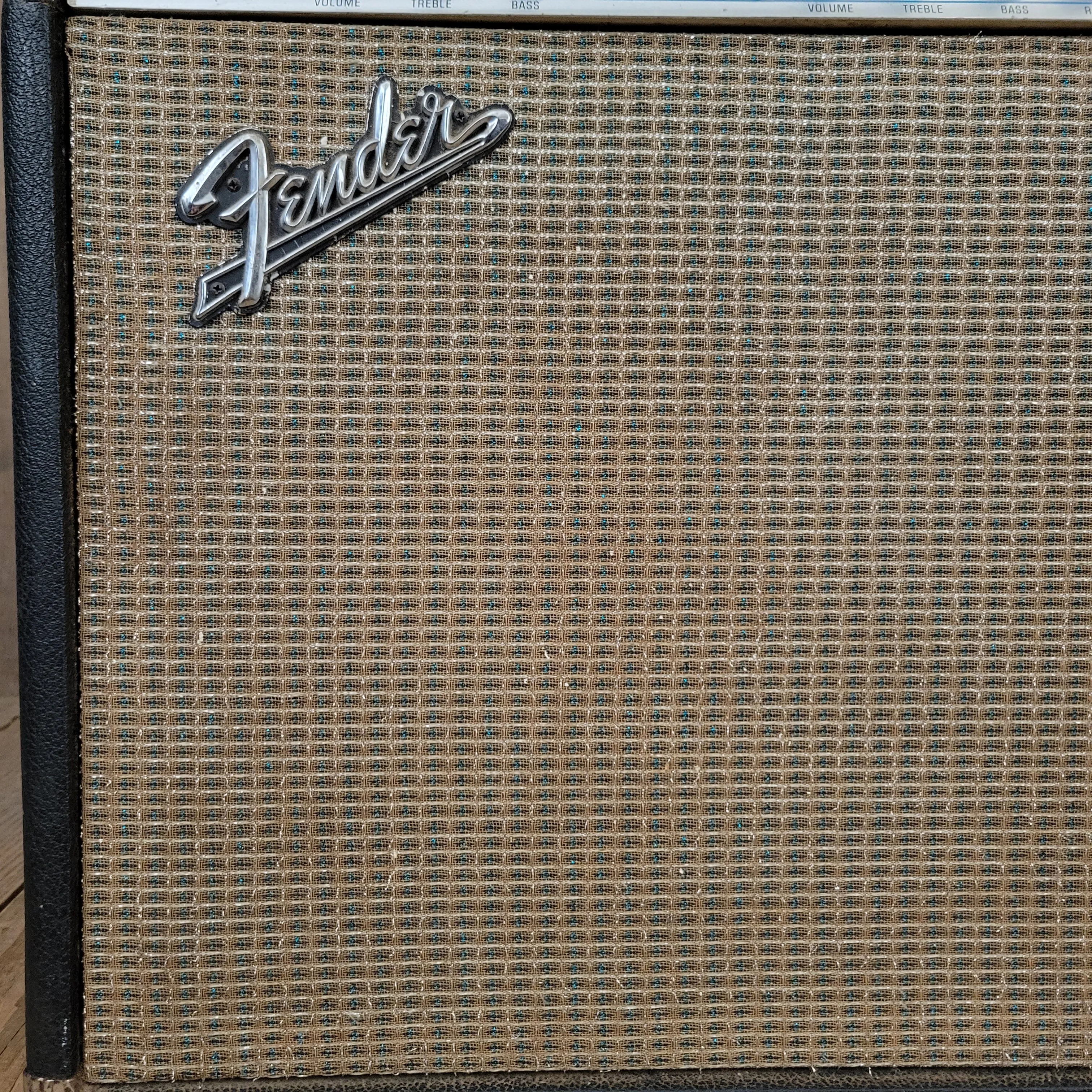 SOLD - Fender Vibrolux Reverb Vintage Guitar Amplifier 1970
