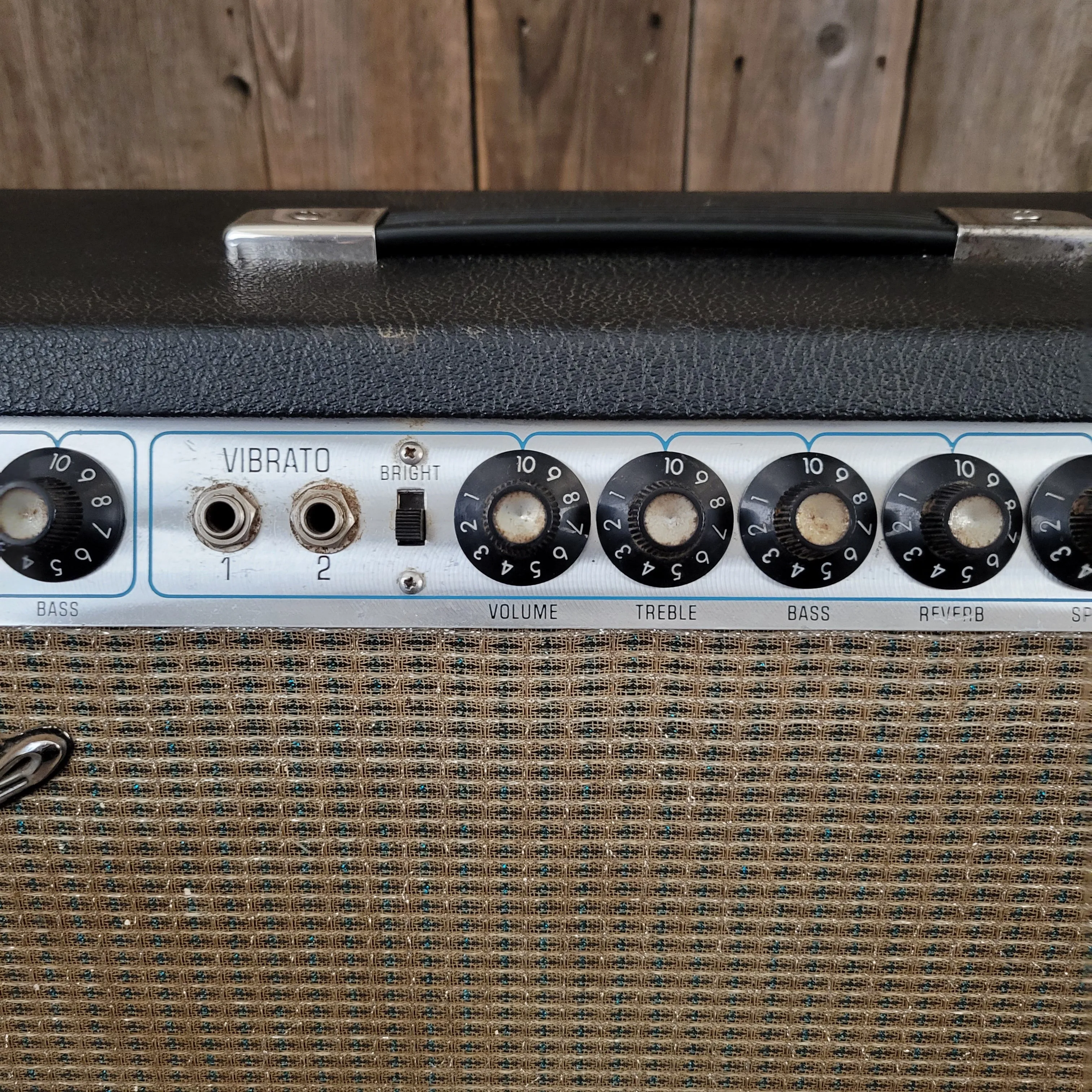 SOLD - Fender Vibrolux Reverb Vintage Guitar Amplifier 1970