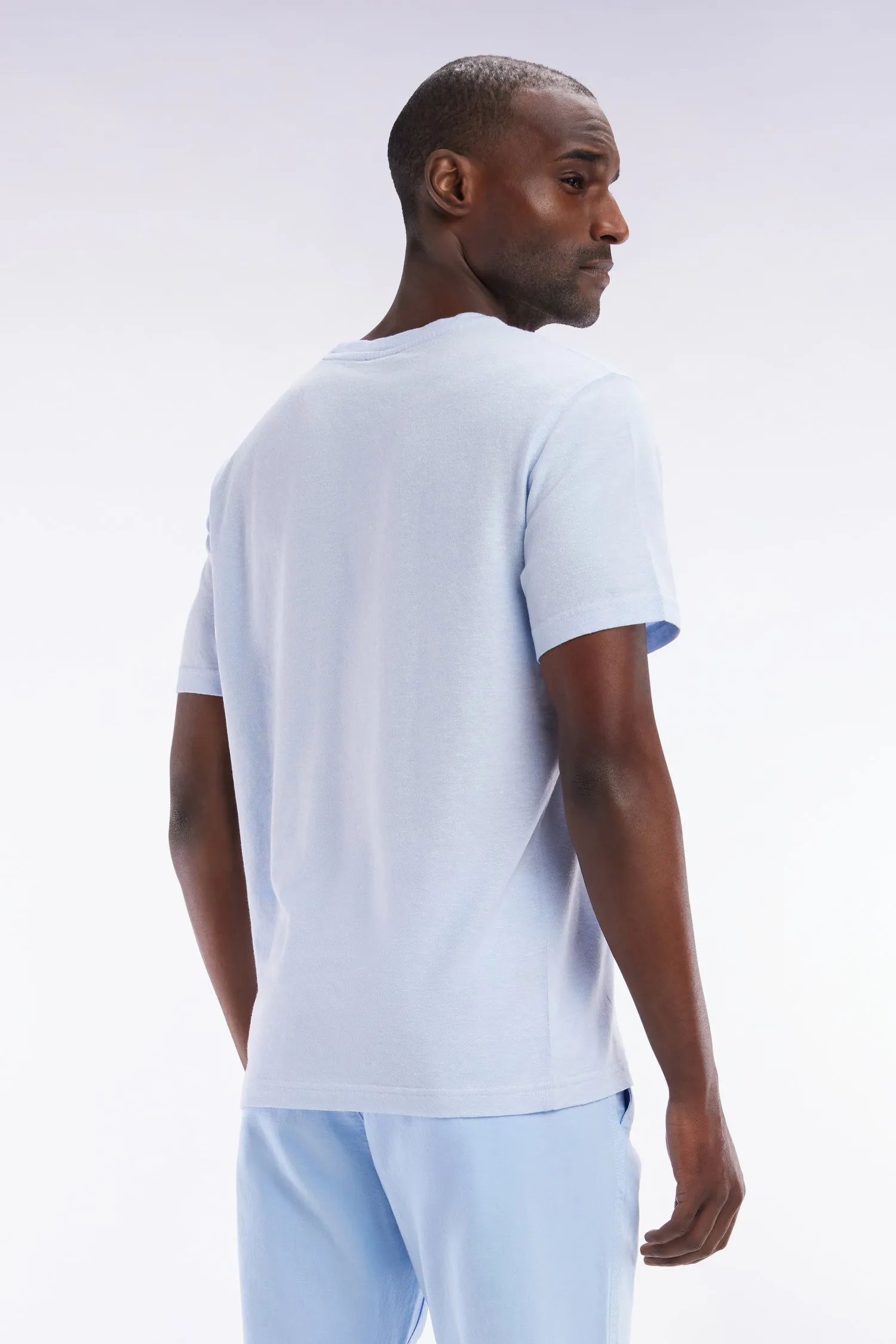 T-shirt en coton et lin bleu clair coupe droite