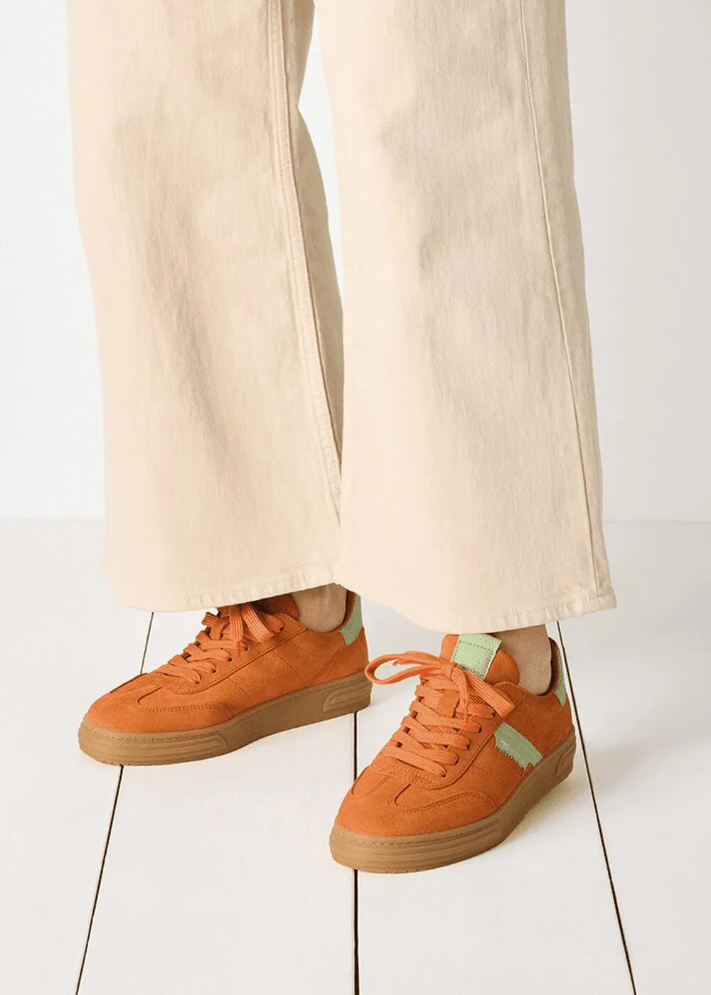 Tamaris Brenna Leren 70's Sneakers in Orange
