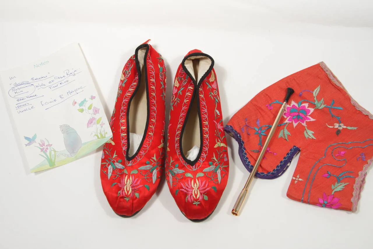 THE KING & I Yul Brynner 'First Wife' Silk Embroidered 5 Piece Ensemble