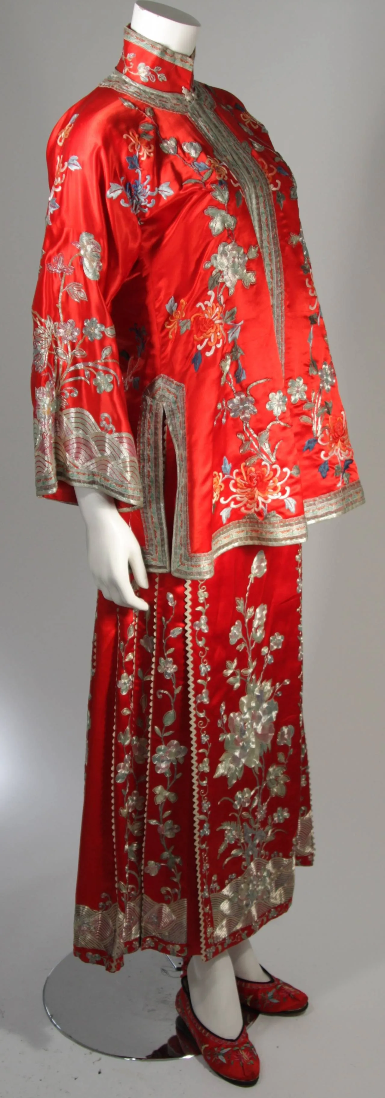 THE KING & I Yul Brynner 'First Wife' Silk Embroidered 5 Piece Ensemble