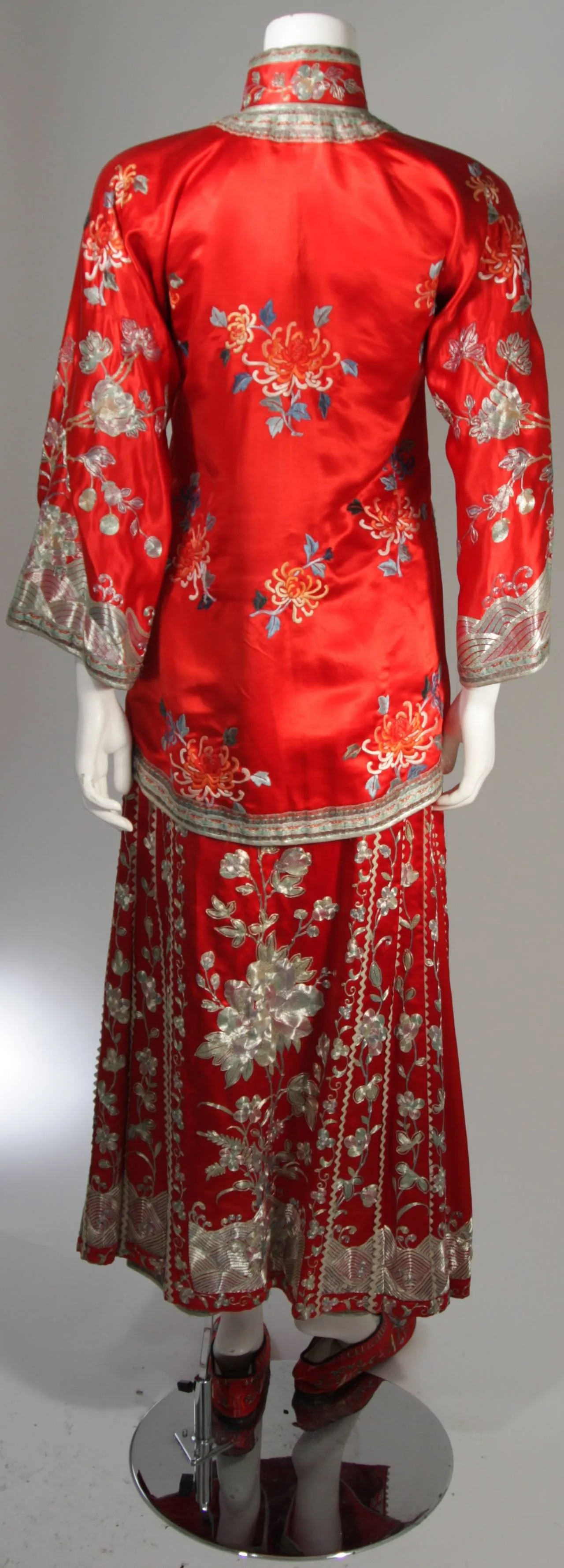 THE KING & I Yul Brynner 'First Wife' Silk Embroidered 5 Piece Ensemble