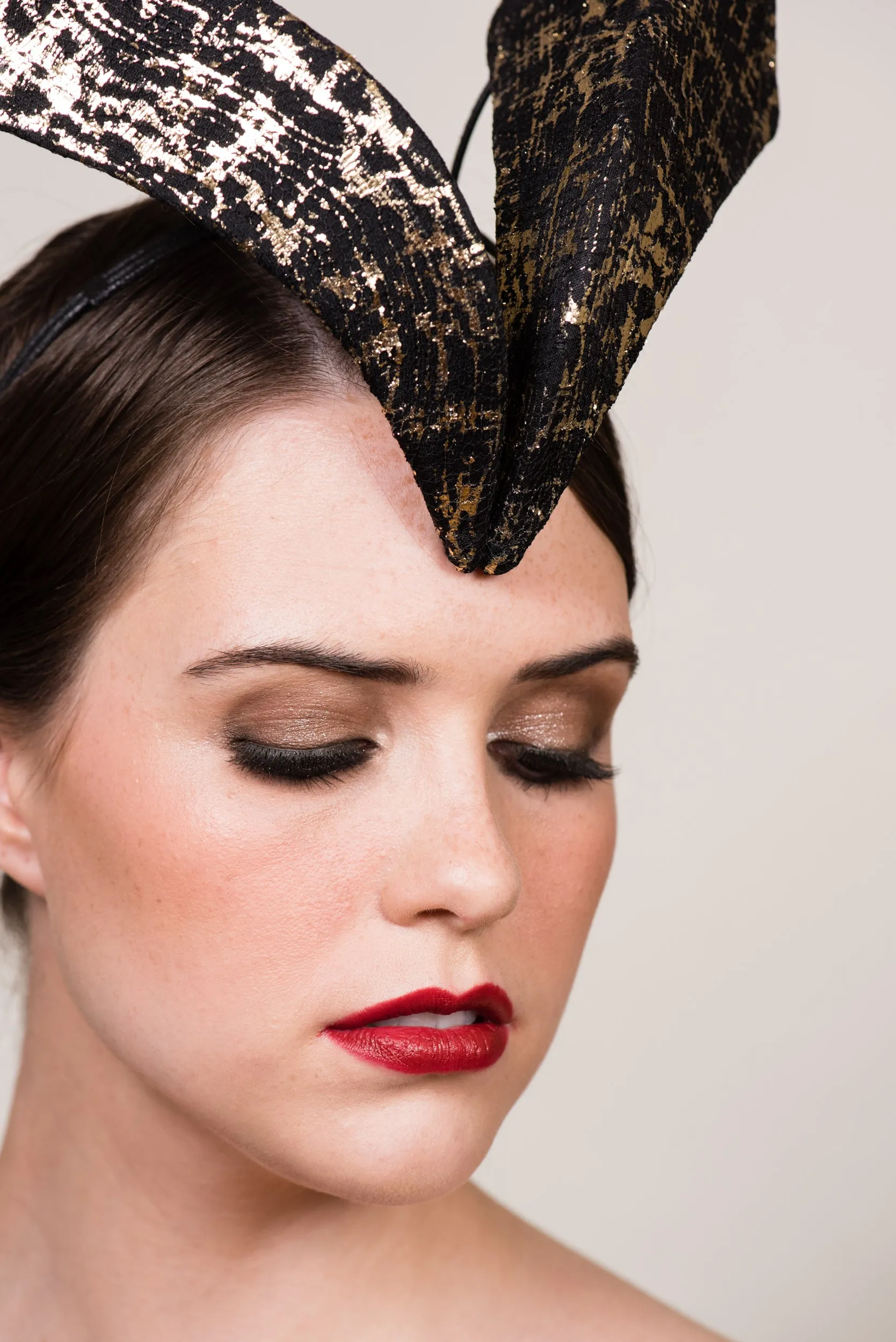 Theia ~ Black & Gold
