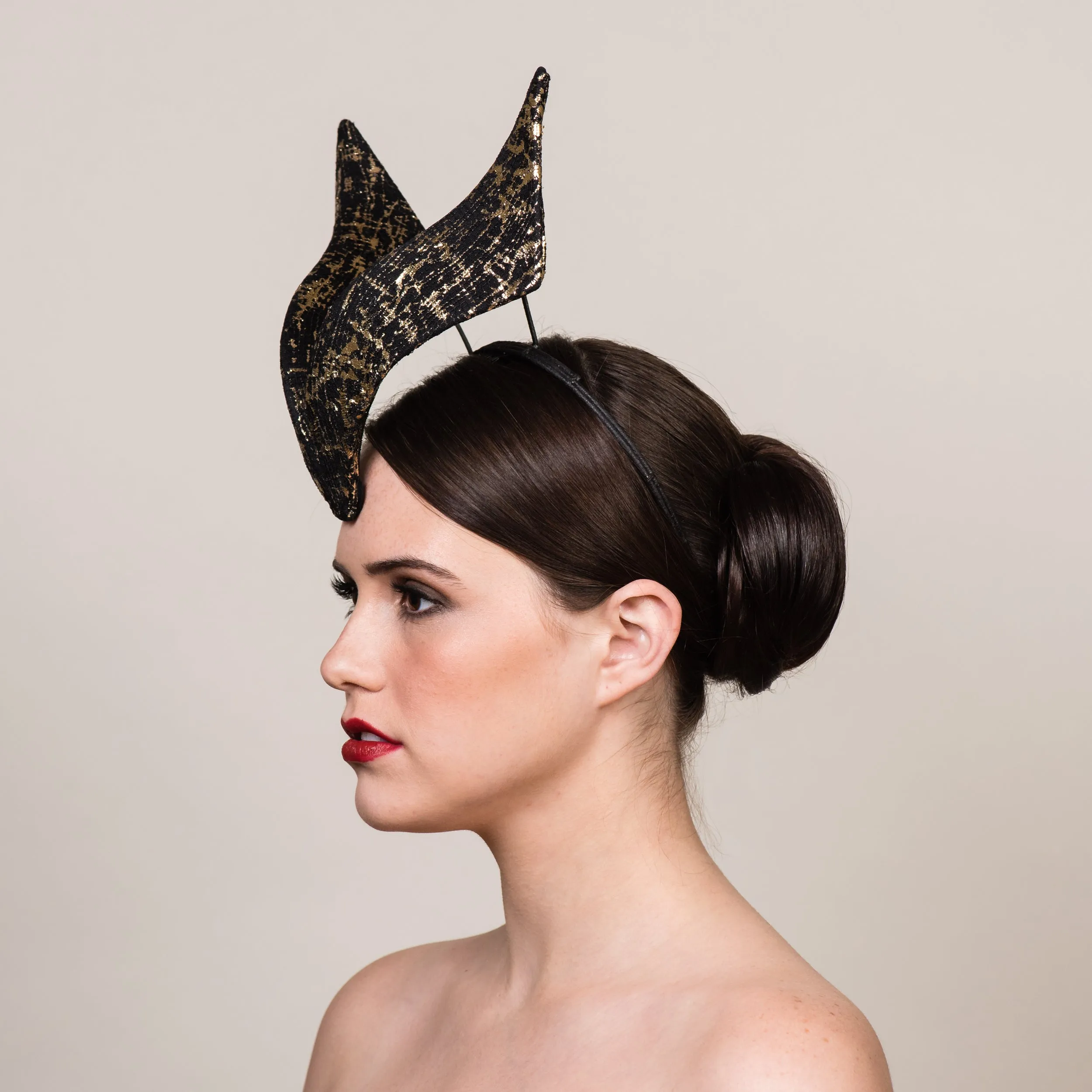Theia ~ Black & Gold