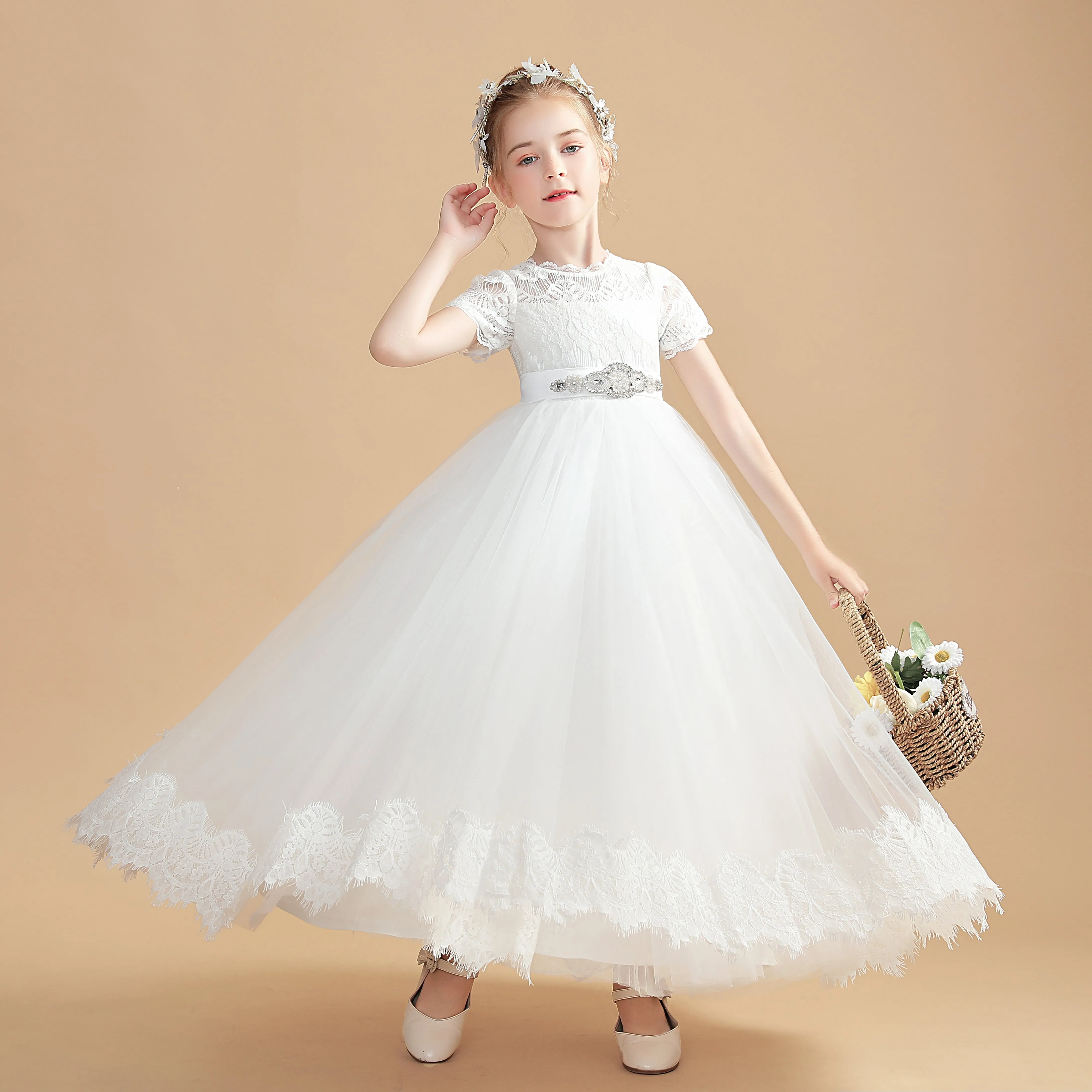 Tulle Short Sleeves Ivory Flower Girl Dresses With Beading