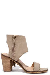 Vermont Fringe Bootie with Cut Out/8