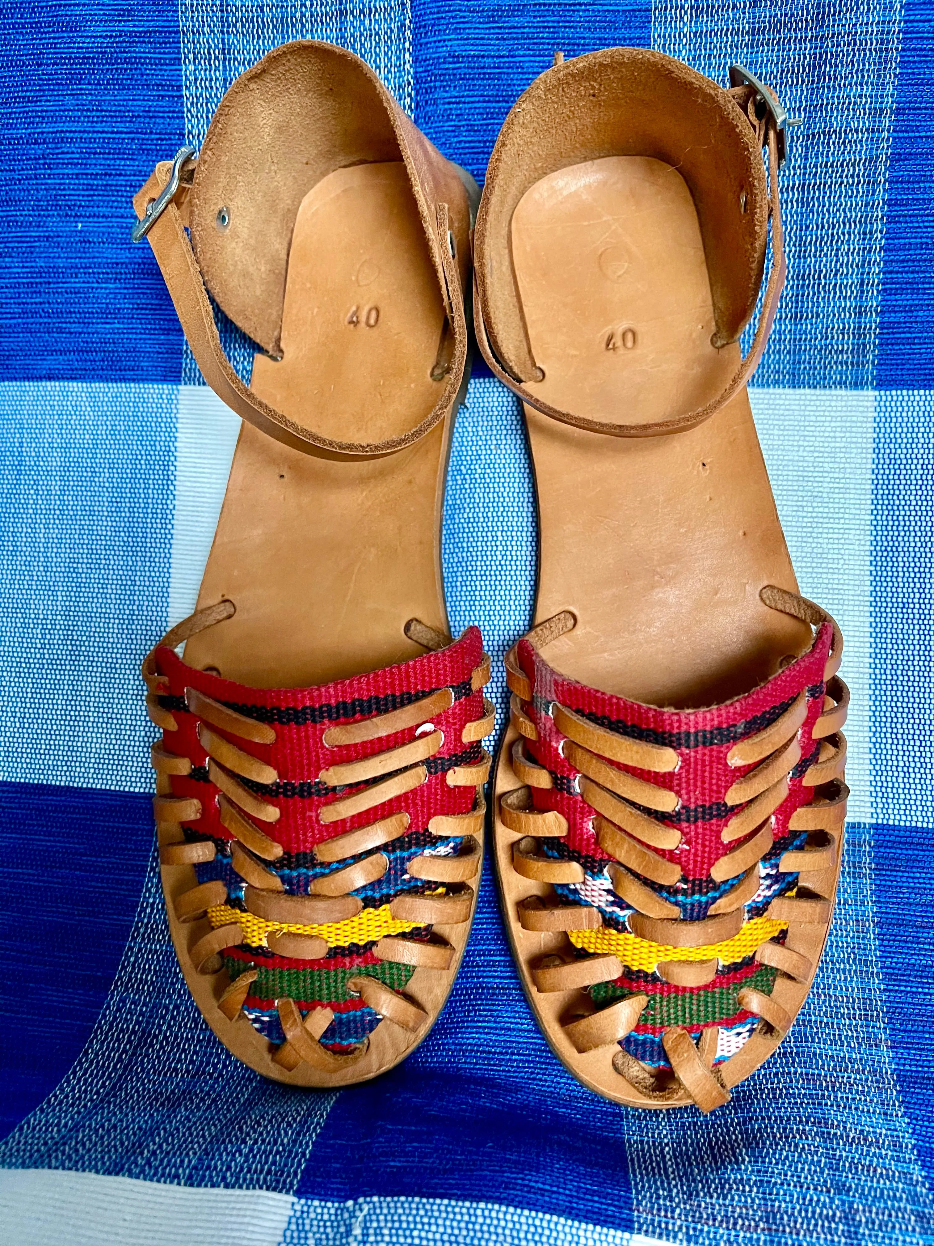 VERY WIDE Multicolores Huarachas with Strap- Huarachas Anchas Color Cafe