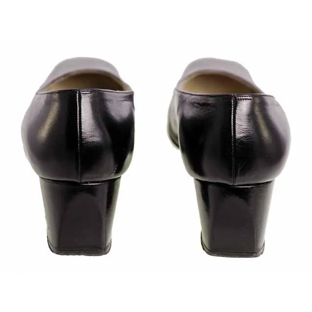 Vintage Black Shoes Pumps Margaret Jerrold 1970s 9AA & Box