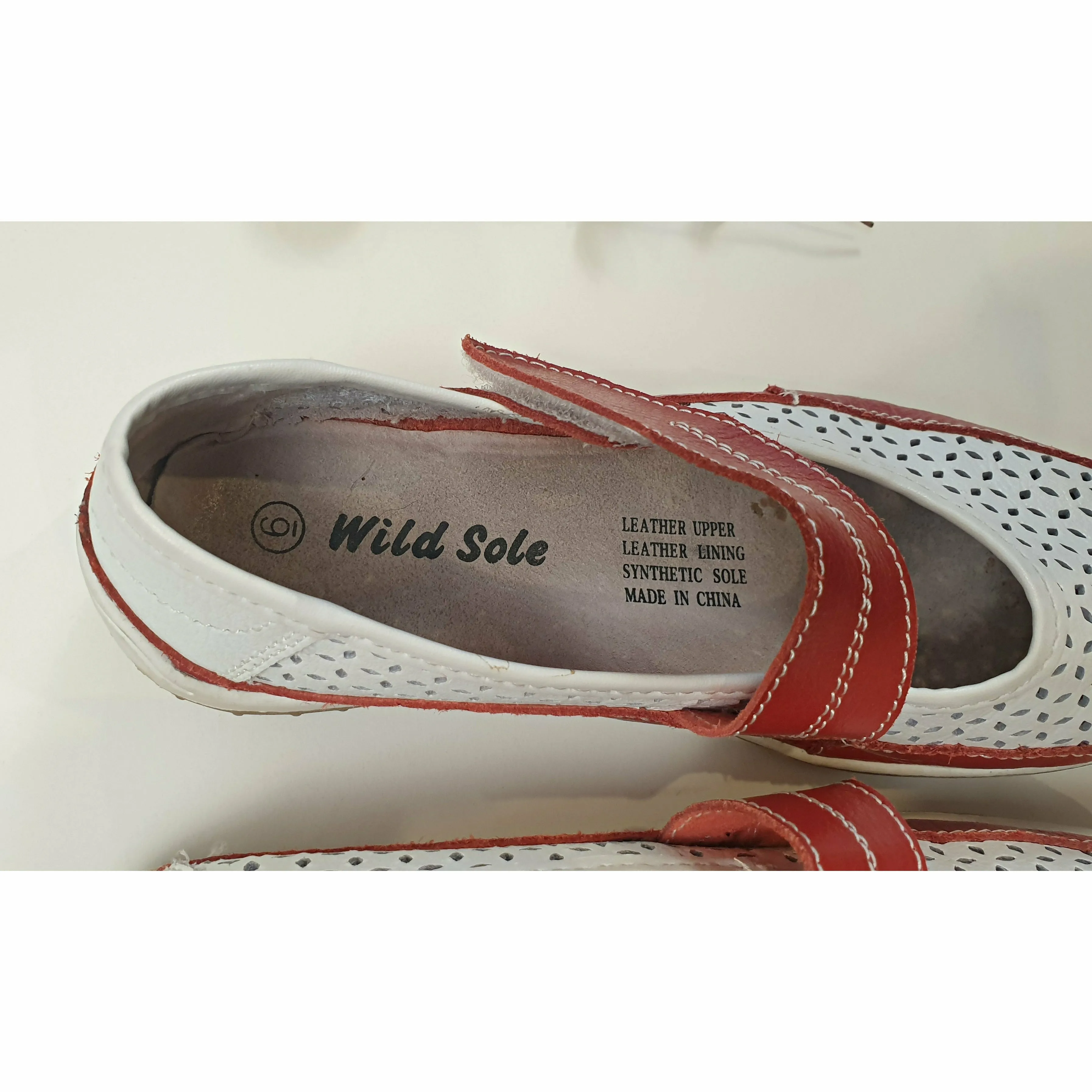 Wild Sole white perforated leather with contrasting red strap size UK 6/AU 7.5-8