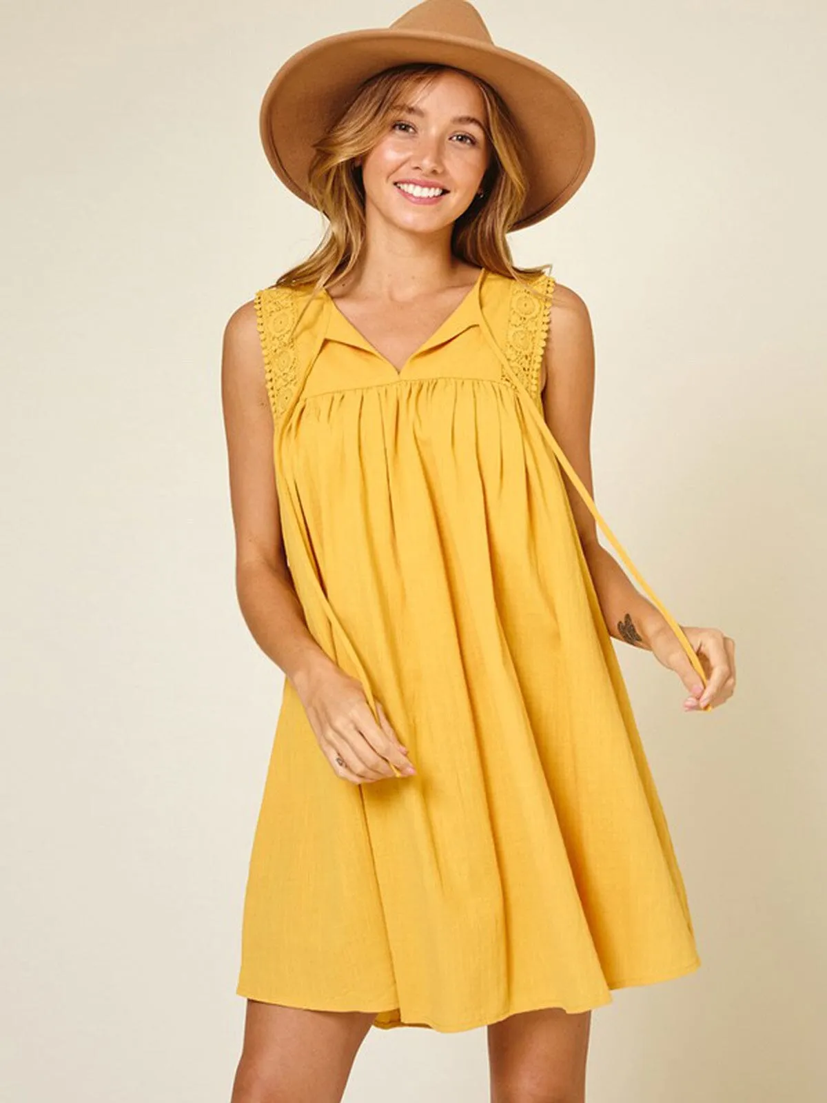WOMEN'S SLEEVELESS LACE UP FRONT TUNIC MINI DRESS