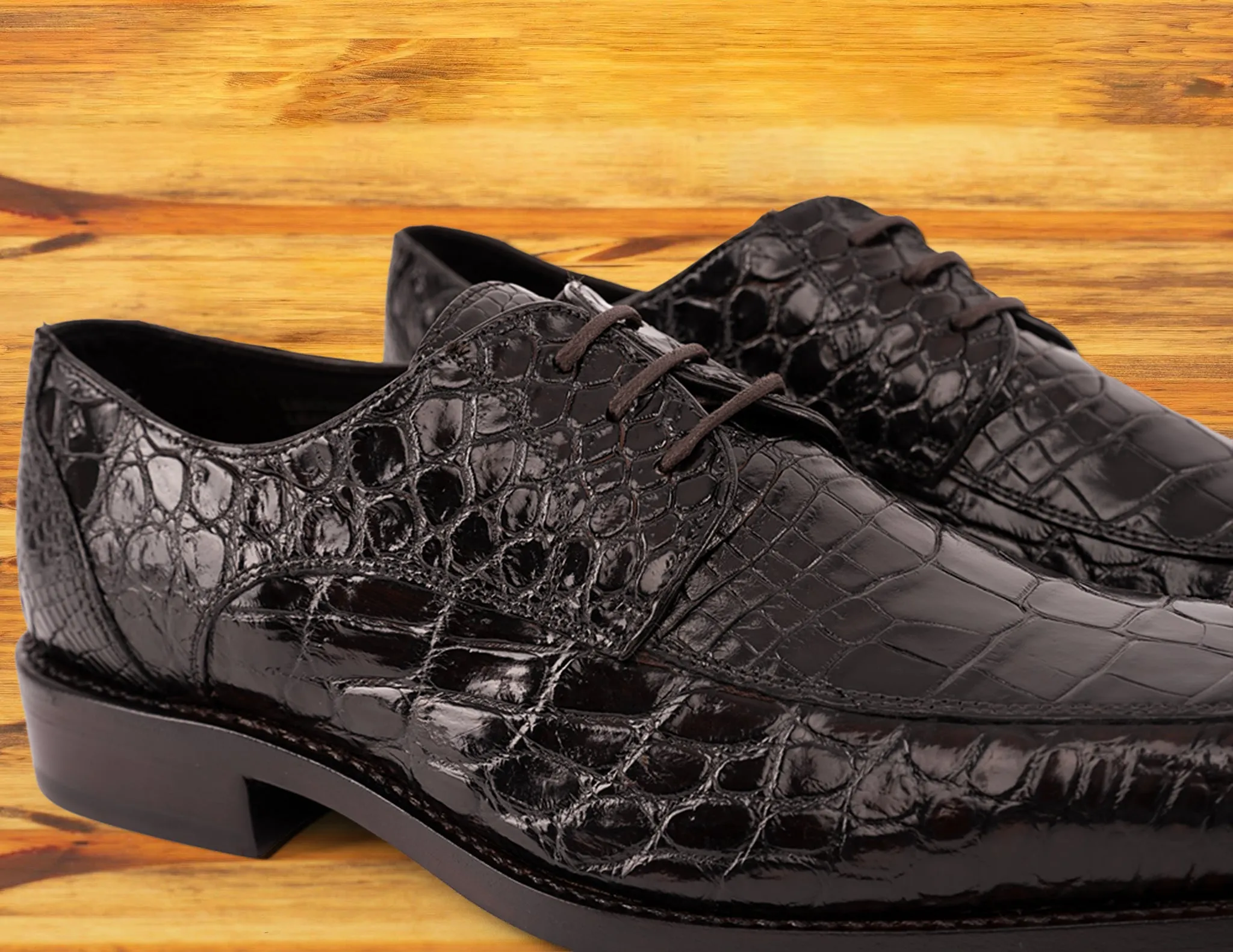 Zucco Calzoleria Toscana Men's Nile Crocodile Lace-Up